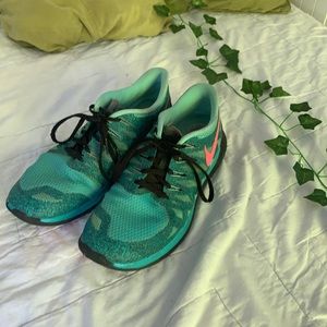 Women’s Nike running shoe